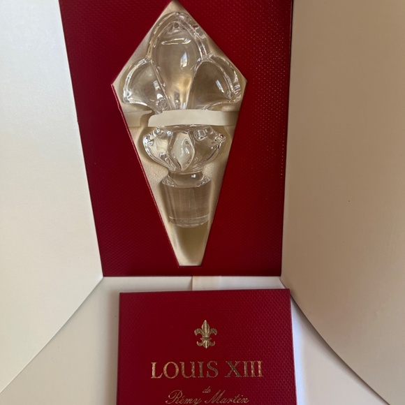 Louis VIII bottle and case - Picture 3 of 5